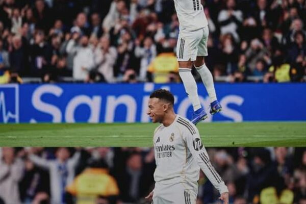 Kylian Mbappé iguala récord de goles en un año natural y lo celebra como Cristiano Ronaldo