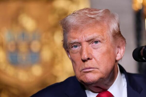 Donald Trump va por petróleo de Venezuela