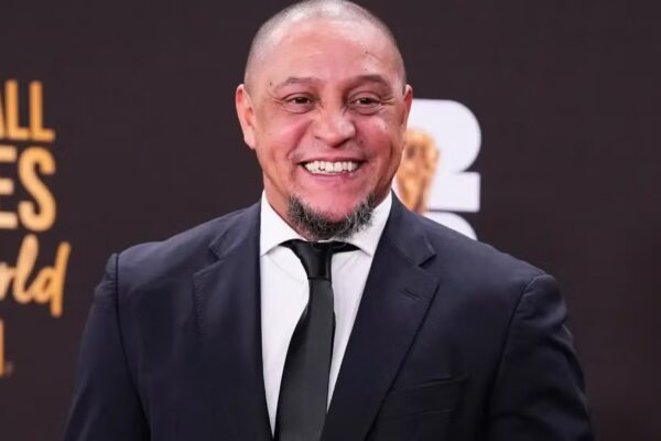 Roberto Carlos es operado del corazón por emergencia
