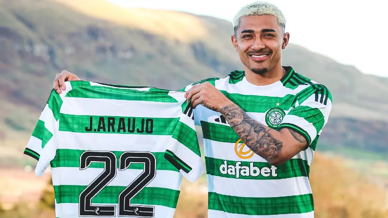 Julián Araujo ilusionado por llegar al Celtic: “Es un club de primer nivel”