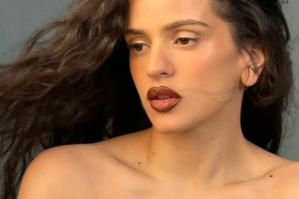 Rosalía sitúa su ‘Lux’ en la cima de los discos preferidos de los lectores de Le Monde