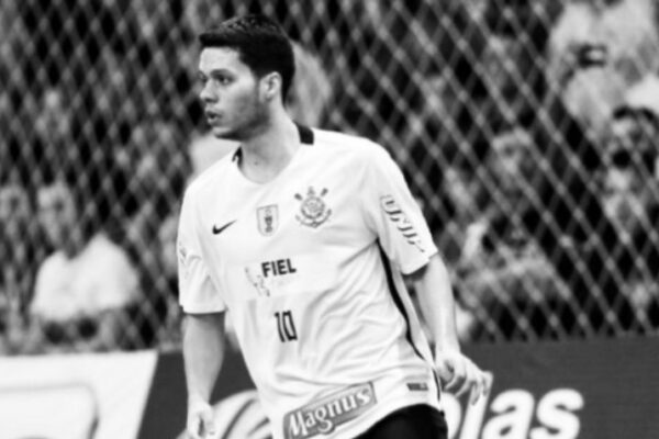 Pierde la vida futbolista profesional a los 32 años; se desvaneció tras un partido