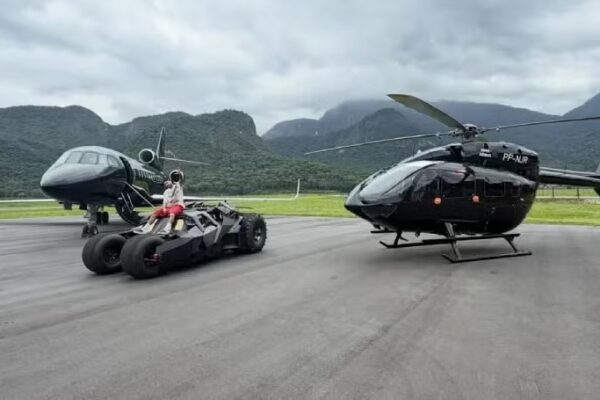 Neymar y su Batimóvil: el “regalito” de Día de Reyes que vale millones