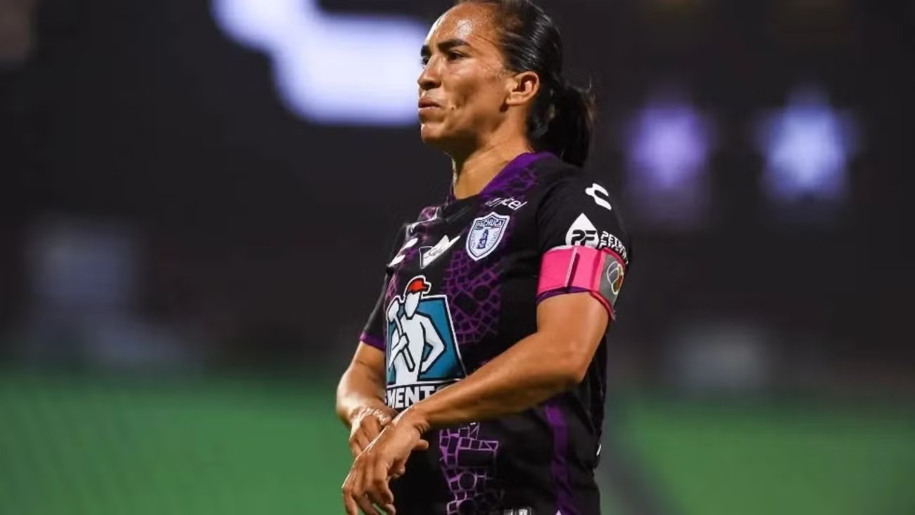 Monica Ocampo dice adiós a las canchas