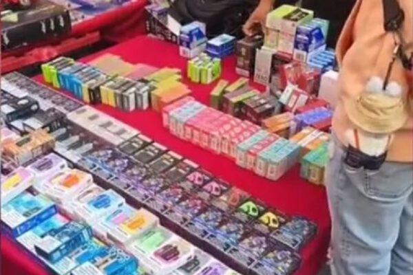 Venta de vapeadores continúa en Ciudad de México pese a prohibición