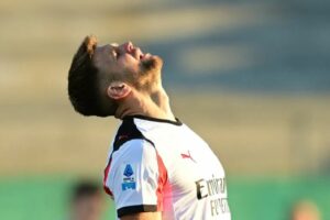 Niclas Fullkrug, del AC Milan, sufre gran robo en su habitación de hotel