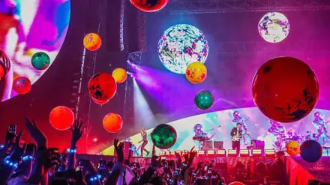 ¿Quiénes son los artistas más populares del milenio?