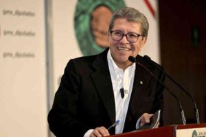 Monreal advierte reconfiguración global tras discurso de Trump en Davos