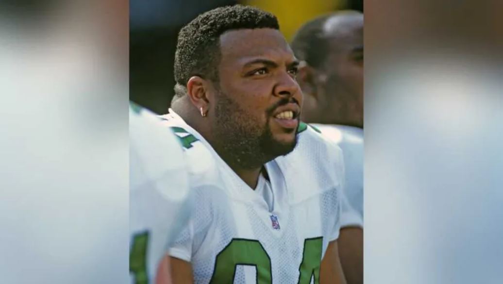 Kevin Johnson, exjugador de la NFL, es privado de la vida y encuentran su cuerpo en campamento de personas sin hogar
