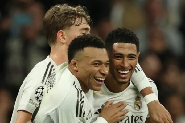 Mbappé comanda la victoria del Real Madrid sobre Villareal con un doblete
