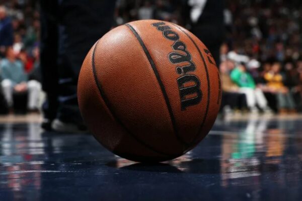 NBA pospone partido de Timberwolves vs Warriors tras tiroteo en Minneapolis