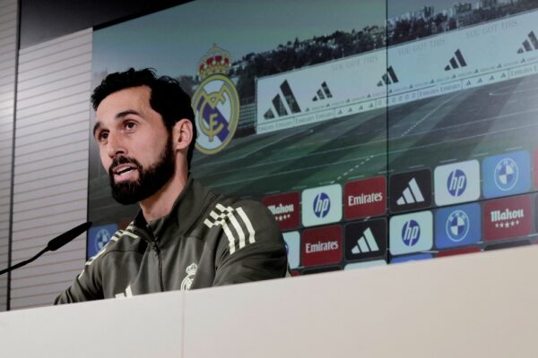 Arbeloa vuelve a pedir el apoyo de sus aficionados en el Santiago Bernabéu: “les necesitamos”