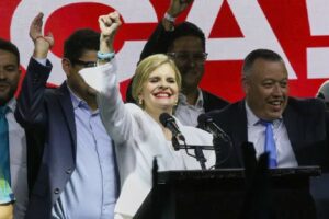Laura Fernández se perfila como nueva presidenta de Costa Rica