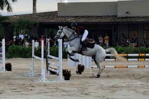 Arranca en Cancún el Circuito Estatal Ecuestre de Quintana Roo