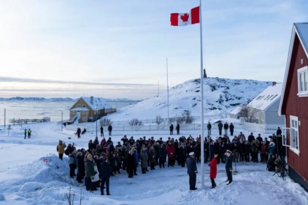 Canadá y Francia abren consulados en Groenlandia como señal de apoyo