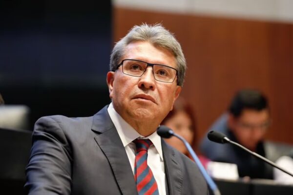 Monreal afirma que escándalos de Morena afectan directamente a Sheinbaum