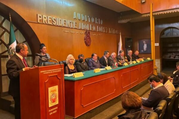 Analizan utilización de la Inteligencia Artificial en Sociedad Mexicana de Geografía