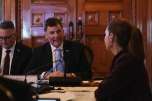 México, interesado en mantener el pacto trilateral: ministro canadiense tras reunión con Ebrard