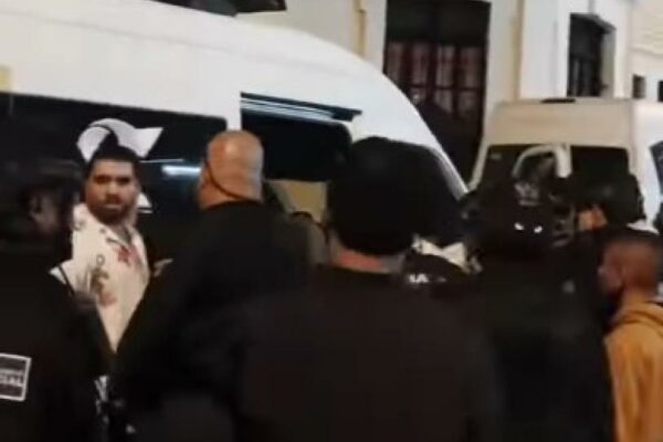 Hijo de exintegrante de Banda El Recodo detenido por narcocorridos