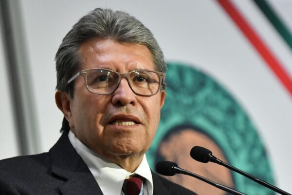 Cierra filas Morena por reforma electoral; Ricardo Monreal asegura voto unánime