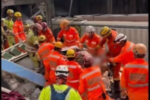 Dos personas muertas y 10 enterradas por derrumbe de hogar de ancianos en Brasil