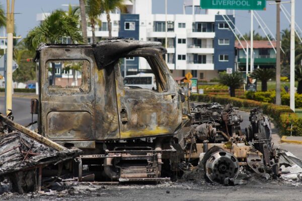Cárteles solo pueden ser derrotados con poder militar