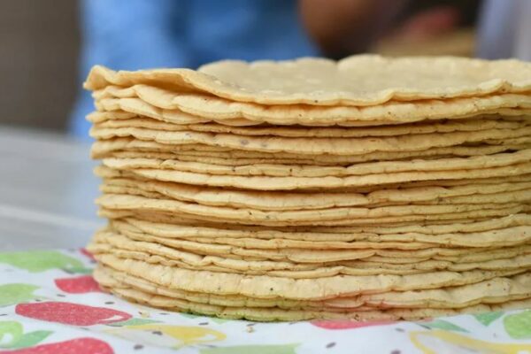 Profeco responde al tema de multas por vender tortillas en hielera