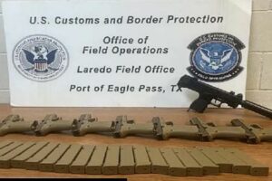 Mexicano es sentenciado en Estados Unidos por traficar armas de fuego desde Texas a su país