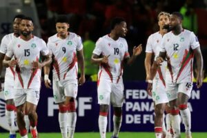 Surinam, una selección llena de ‘estrellas’ que busca clasificar a su primer Mundial