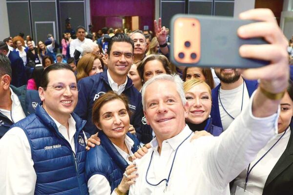 PAN peleará el voto casa por casa; abre app para registro de candidatos