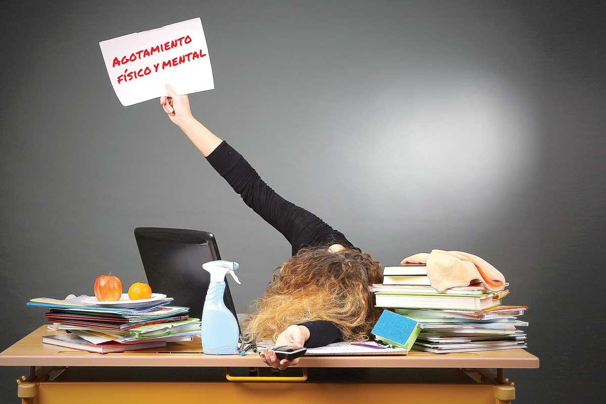 La oficina en la cocina desata burnout en mujeres