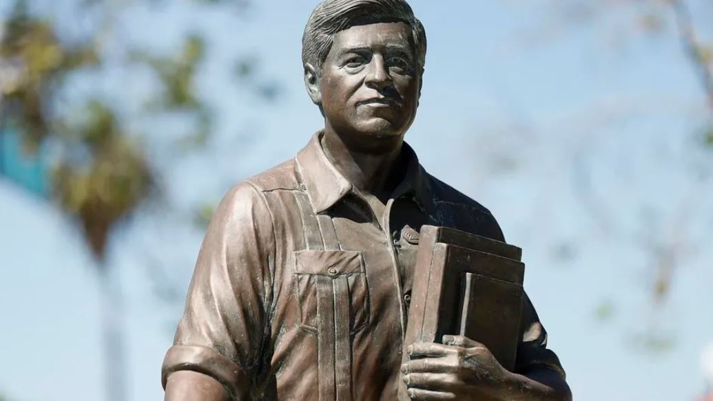 California aprueba proyecto para cambiar Día de César Chávez tras denuncias de âbûsôs