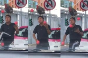 Malabarista sorprenden con un gallo en la cabeza y se hace viral