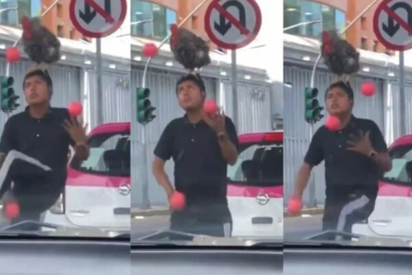 Malabarista sorprenden con un gallo en la cabeza y se hace viral