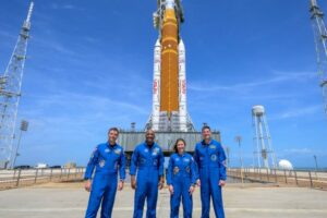 Lanzan Artemis II, misión histórica rumbo a la Luna tras más de 50 años