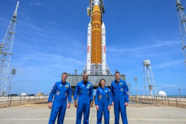 Lanzan Artemis II, misión histórica rumbo a la Luna tras más de 50 años