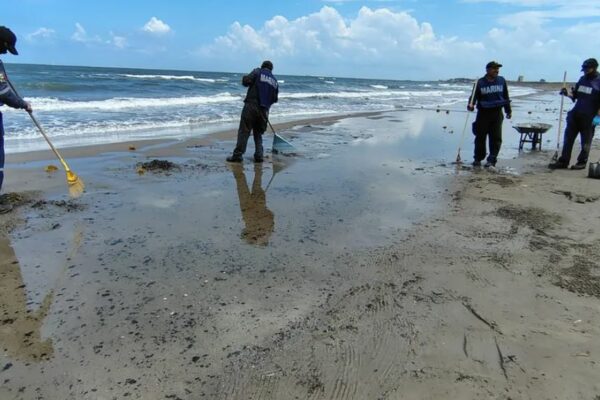 Litoral veracruzano está limpio de hidrocarburos, esto dijo Pemex