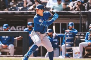 Brandon Valenzuela debuta con Blue Jays y es mexicano 153 en MLB