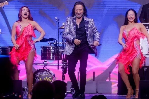 Anuncian concierto gratis de El Buki