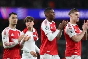 Arsenal clasifica a Semifinales de la Champions League perseguido por las dudas