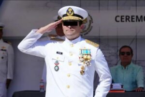 Vicealmirante Farías Laguna pide a Sheinbaum que intervenga en su caso para obtener información