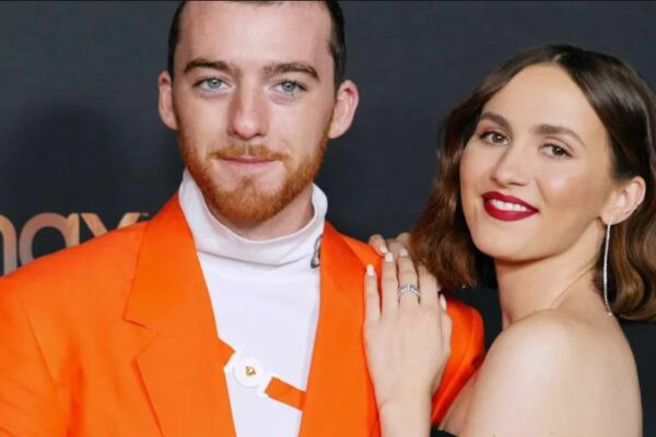 Maude Apatow de ‘Euphoria’ rompe en llanto al recordar al fallecido actor Angus Cloud